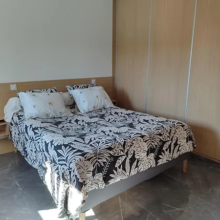 בית נופש Chez Tiago *